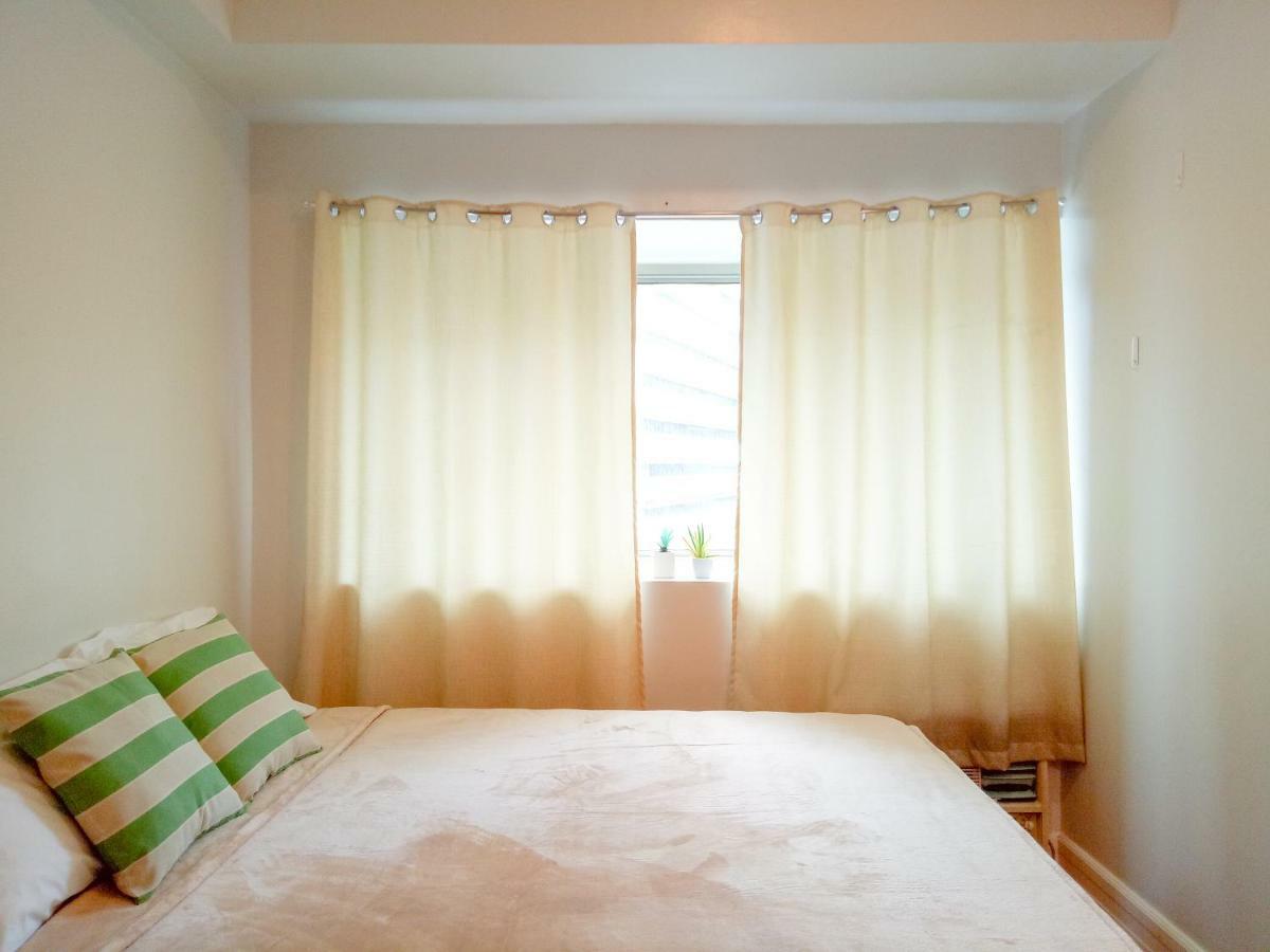 Forbes Area Bgc Taguig Manila Apartment Екстериор снимка