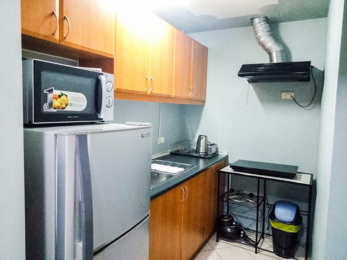 Forbes Area Bgc Taguig Manila Apartment Екстериор снимка