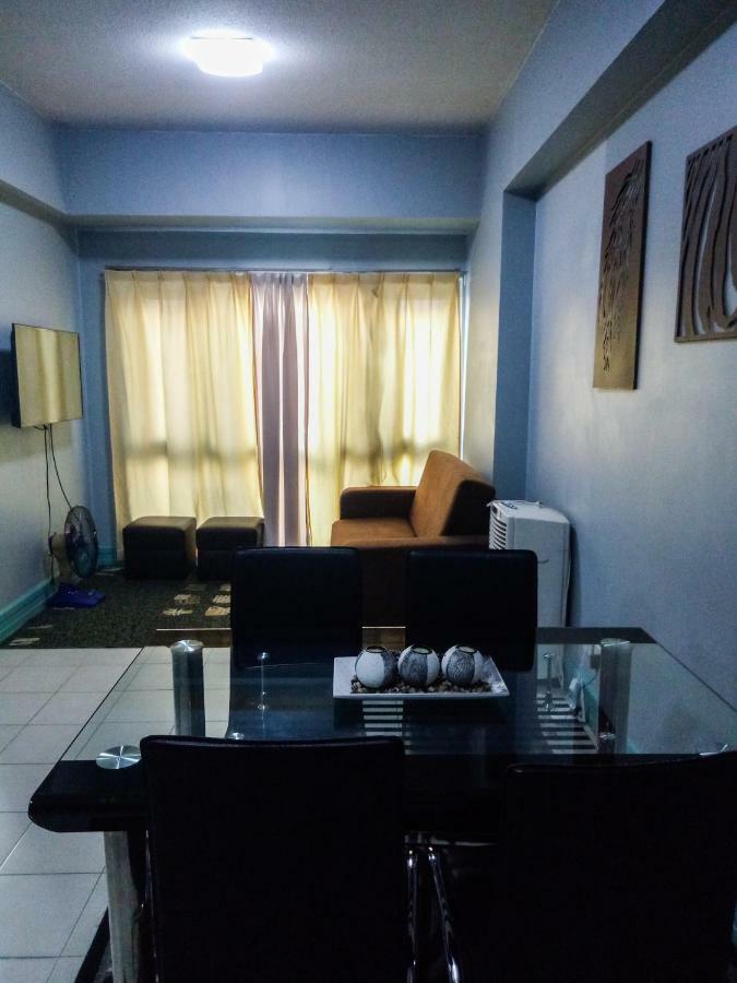 Forbes Area Bgc Taguig Manila Apartment Екстериор снимка