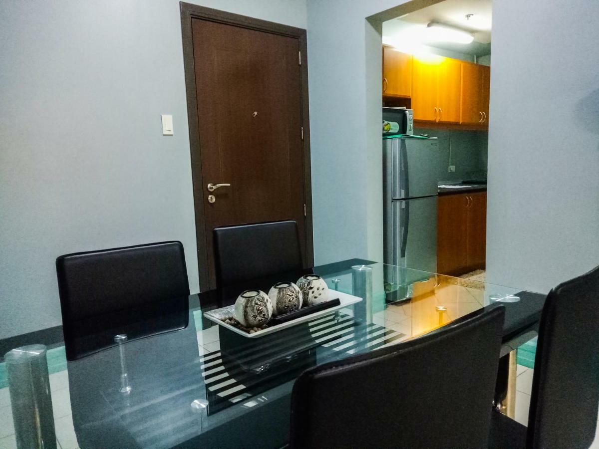 Forbes Area Bgc Taguig Manila Apartment Екстериор снимка