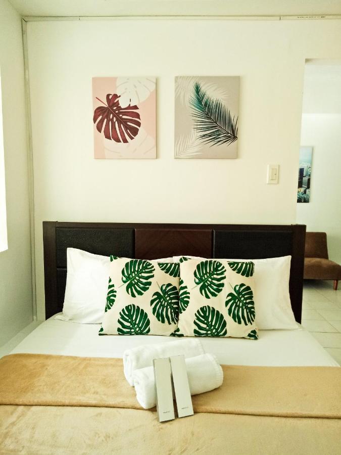 Forbes Area Bgc Taguig Manila Apartment Екстериор снимка